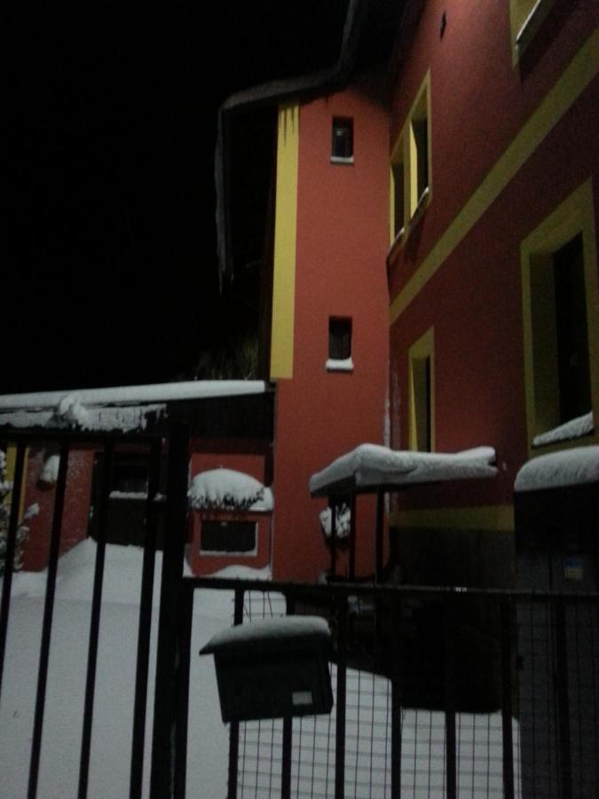 Penzion Zoja Rudnik Exterior photo